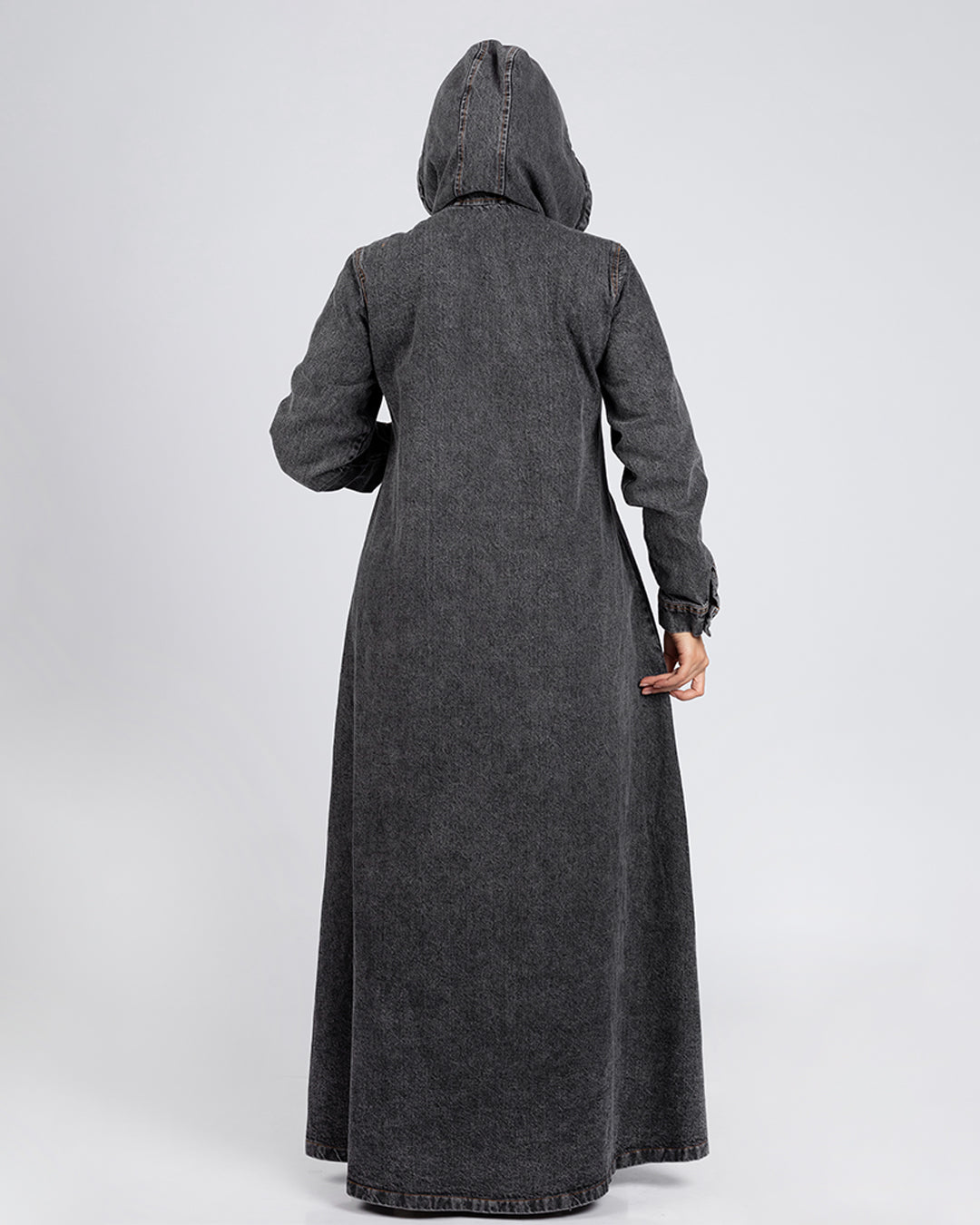 Long button-down denim dress for hijabis