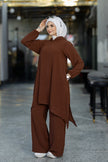 Modest suit with long top and wide pants