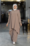 Modest suit with long top and wide pants