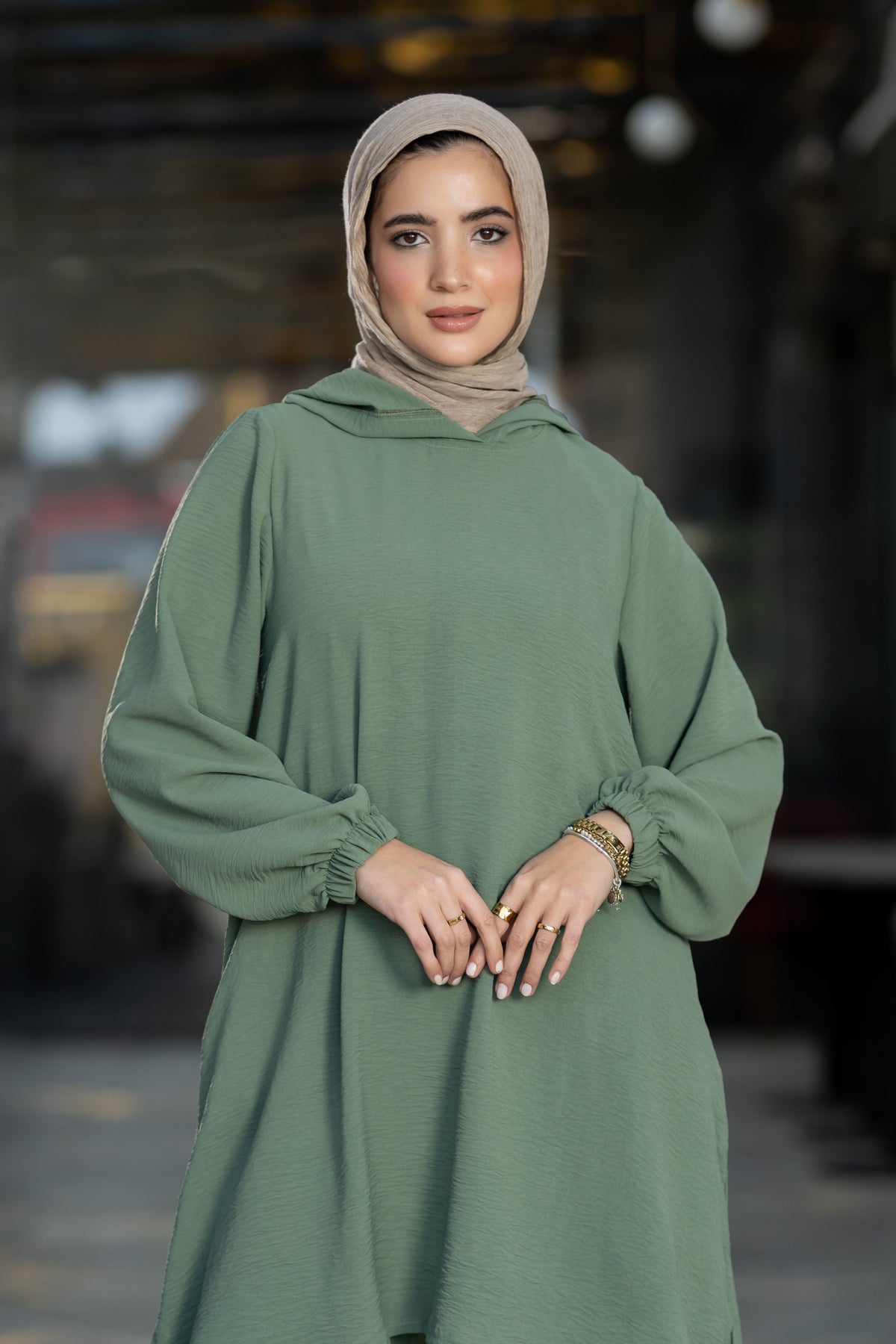 Modest suit with long top and wide pants