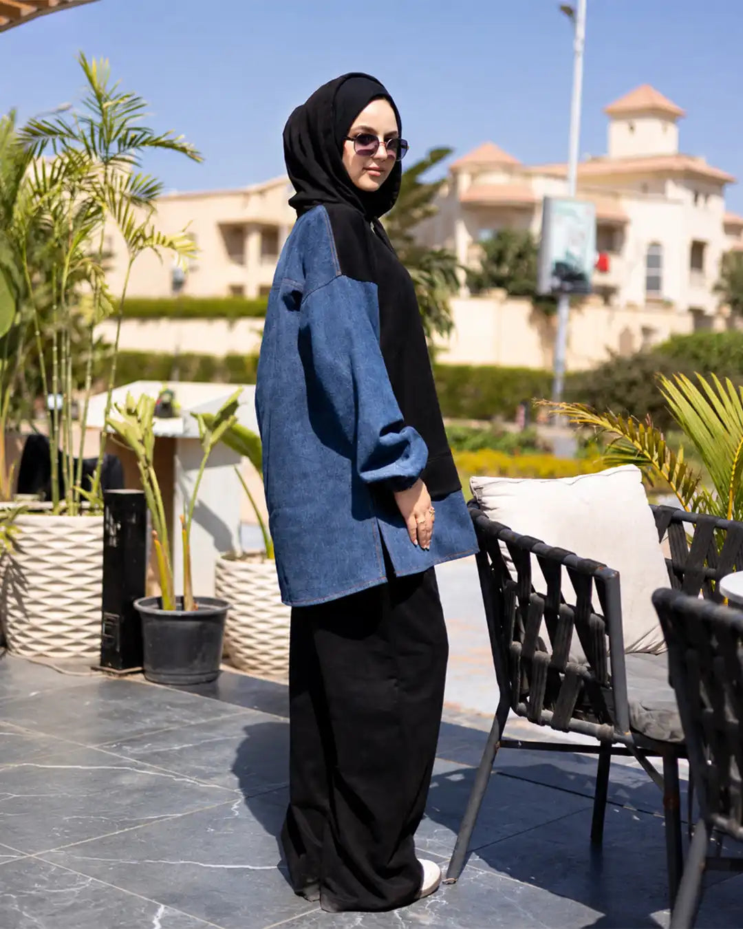 Modest sweatshirt and denim shirt set in blue denim, back