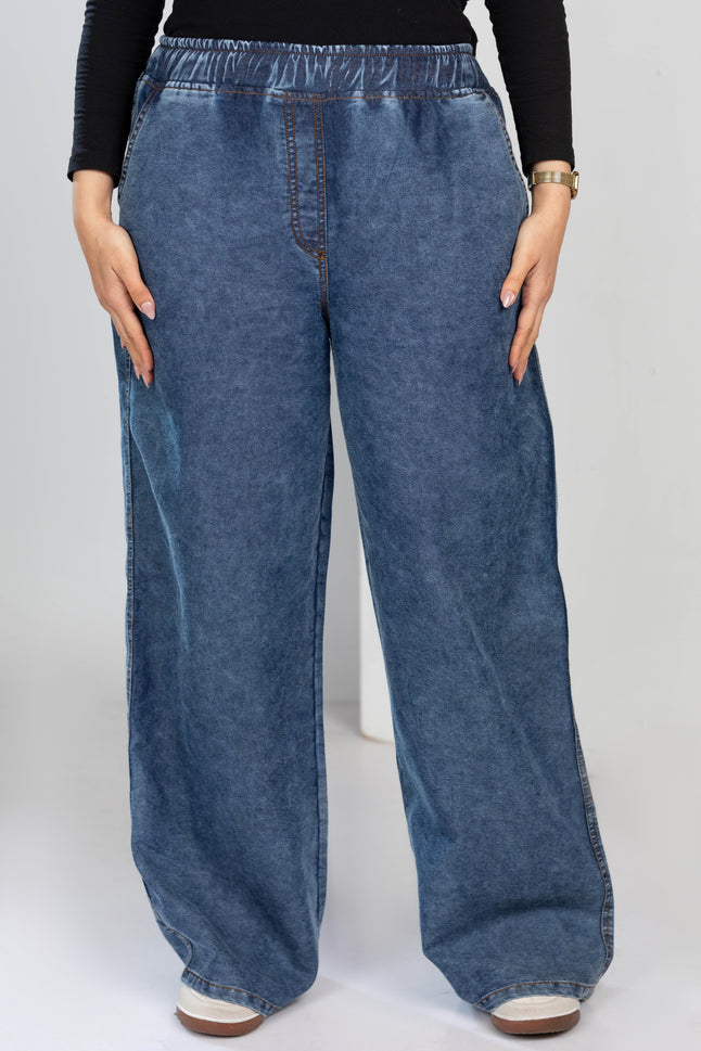 Women's wide-leg jeans in blue