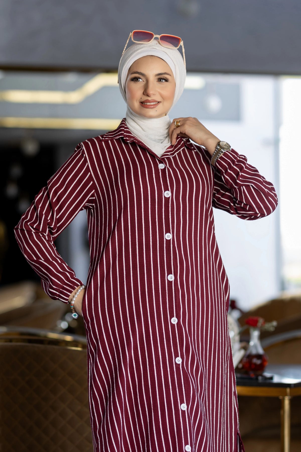 Long striped shirt for hijabis in burgundy