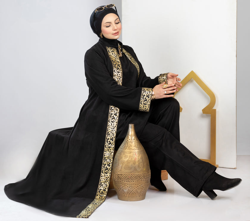 Ramadan kaftan with belt and gold embroidery