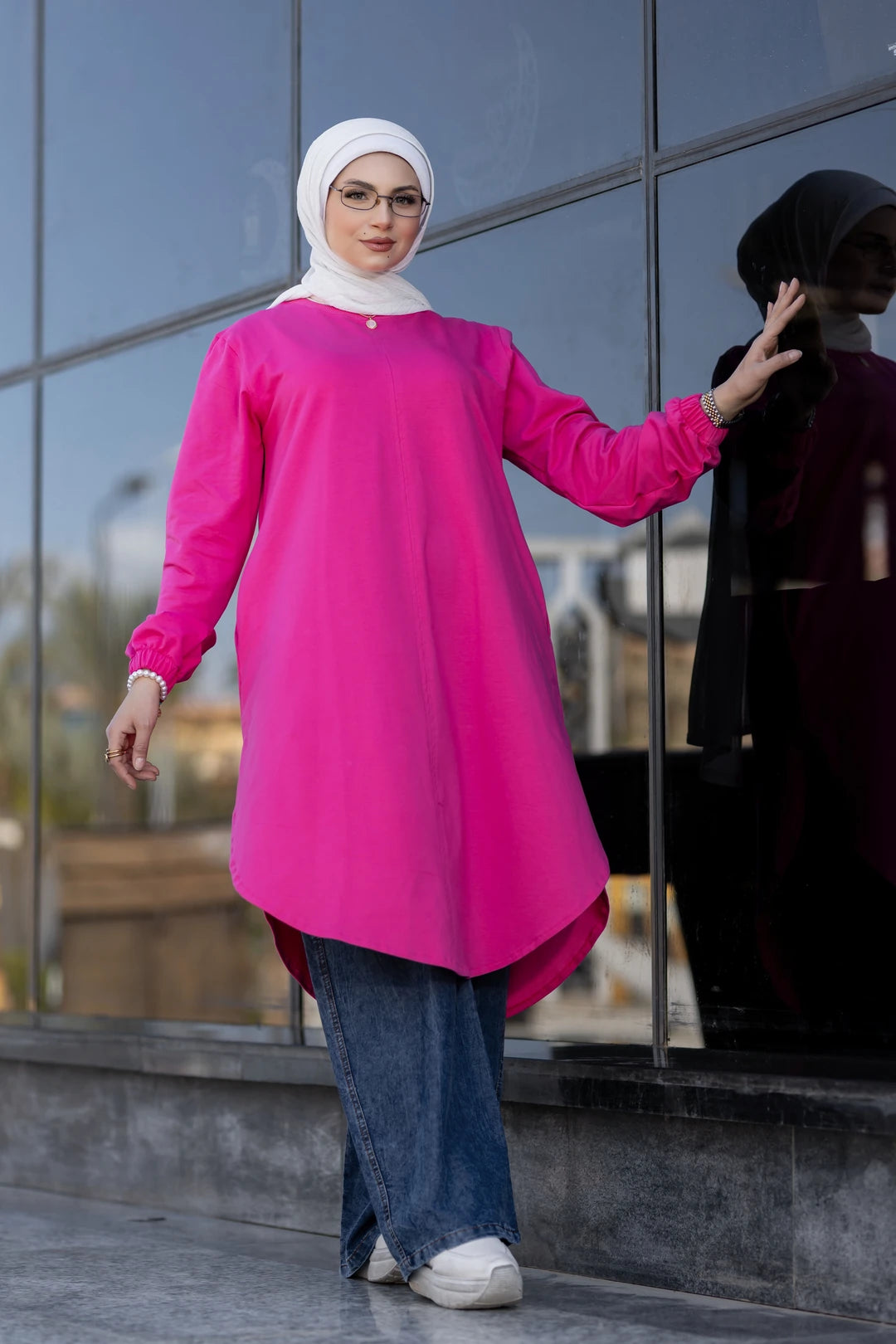 Long melton sweatshirt for hijabis