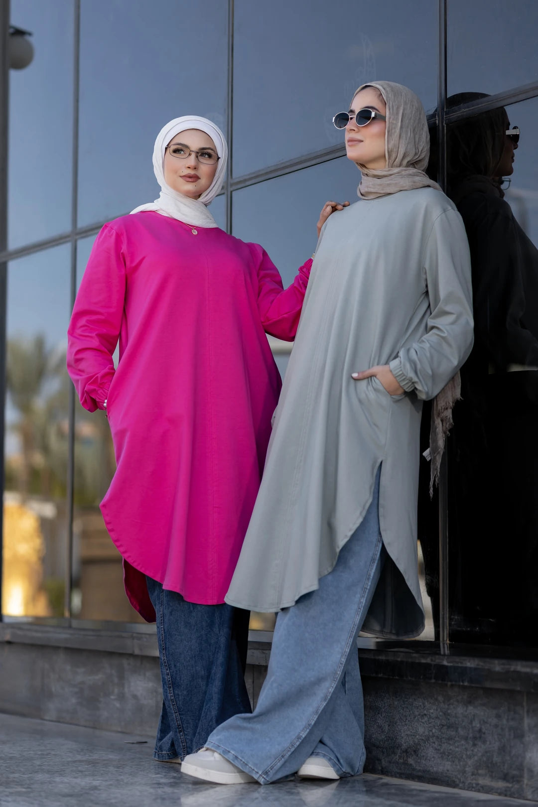 Long melton sweatshirt for hijabis