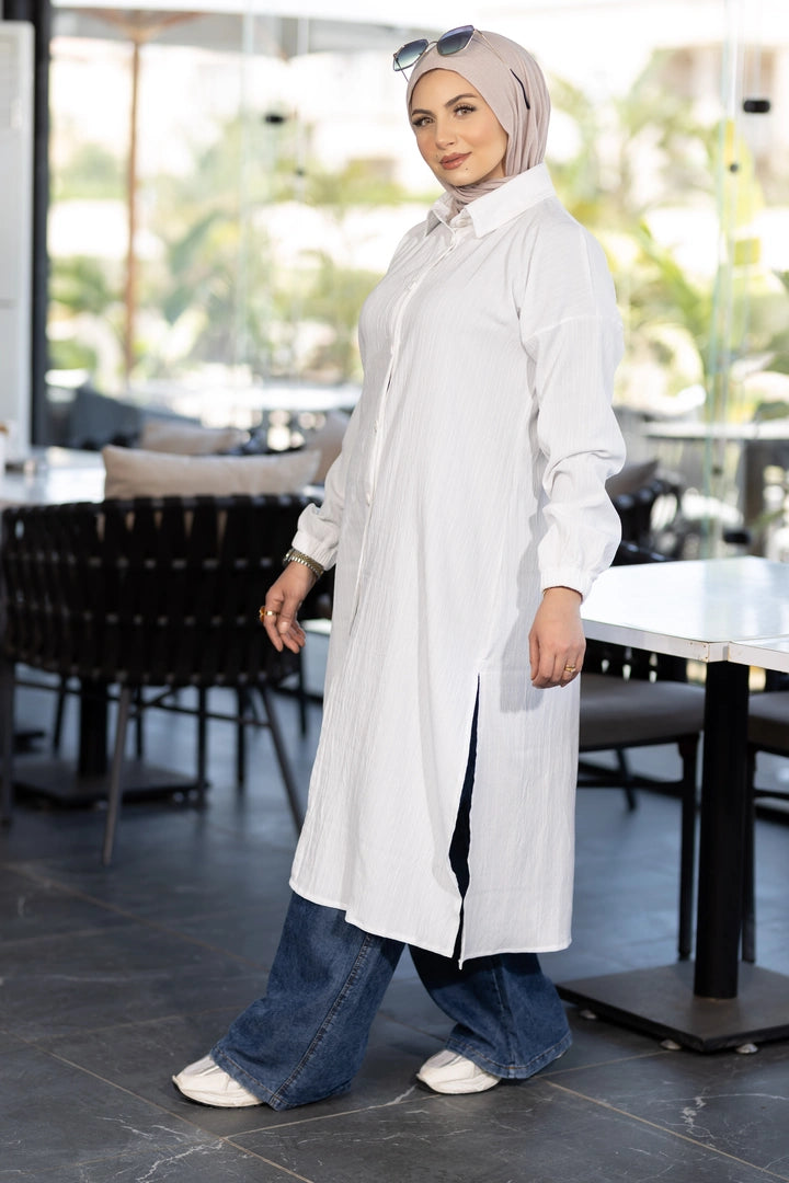 Long summer shirt for hijabis in white